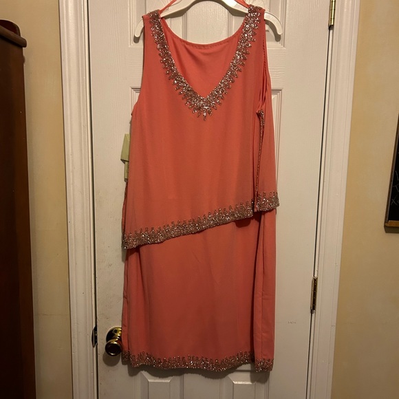 J Kara Women's👩🏽Asymmetrical Bodice EdgeBeadedShortCocktailDress👗Coral Sz 14P - Picture 9 of 9